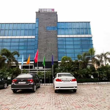 Hotel La Silver Leaf Nawāshahr Exterior foto